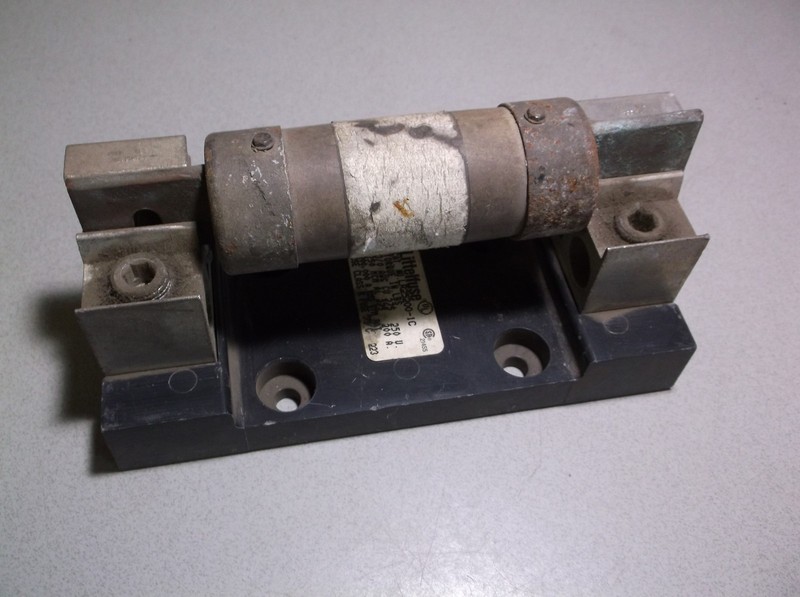 LIttelfuse LR25200-1C Fuse Holder, with Fuse *FREE SHIPPING*
