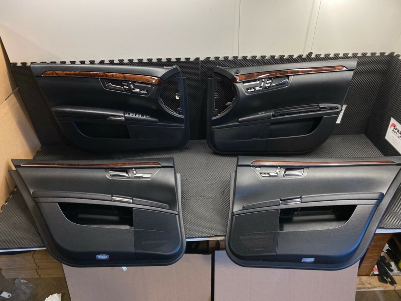 2010-2013 MERCEDES BENZ W221 S550 S600 S63 DOOR TRIM PANEL BLACK SET OF 4 OEM