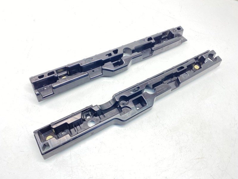 BMW F90 G30 530 540 M5 Right Rocker Panel Skirt Bracket Support Ledge Set! OEM ✅