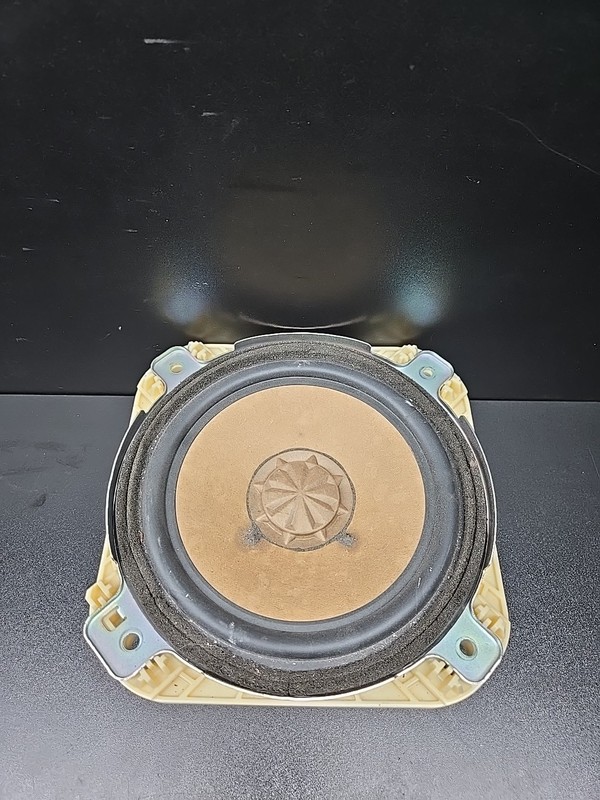 2014 Acura RLX Rear Sub Woofer Deck Speaker EAS20PL310G OEM