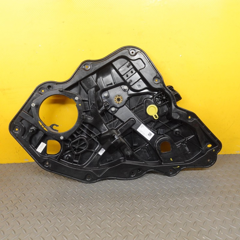 2018-2024 ALFA ROMEO STELVIO REAR RIGHT DOOR WINDOW GLASS REGULATOR 68369875AA