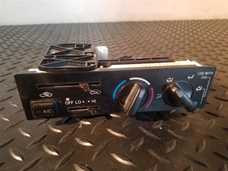 97-00 Toyota Tacoma Temperature Heater Climate Control OEM 55910-35121