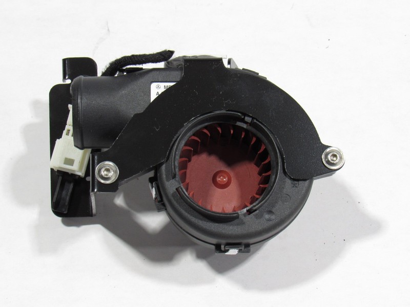17-21 Aston Martin Vantage 2020 Cooling Fan Blower Motor Cooler ; :Y
