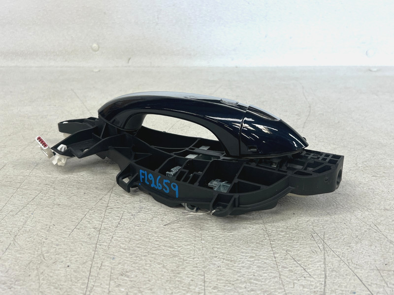 ⭐20-23 BUICK ENCORE GX FRONT LEFT DRIVERS EXTERIOR DOOR HANDL BLUE OEM LOT2659