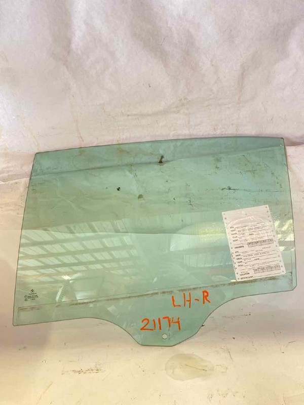 Rear Door Glass/window BMW 745Li Left 02 03 04 05