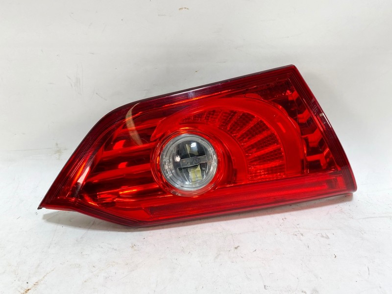 15-18 INFINITI Q50 REAR LEFT DRIVER SIDE INNER MOUNTED TAILLIGHT LIGHT LAMP OEM
