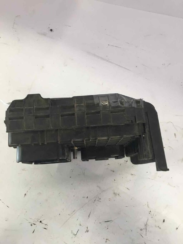 Engine Fuse Box VW GOLF GTI 05 06 07 08 09 10