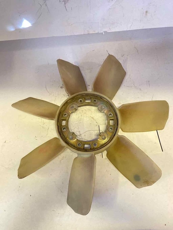 Fan Blade TOYOTA SEQUOIA 01 02 03 04