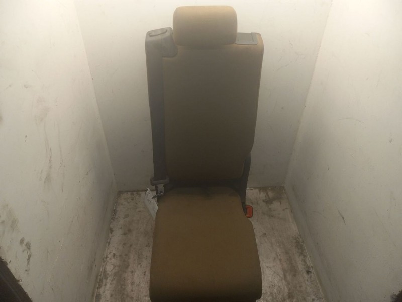 14-19 TOYOTA TUNDRA SR5 FRONT CENTER SEAT CLOTH CREW CAB BRN-FC44