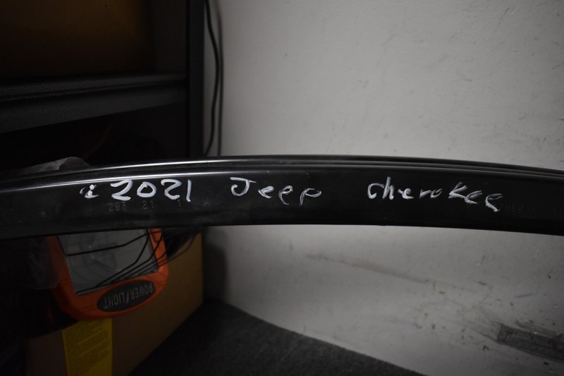 2021 JEEP GRAND CHEROKEE REAR REINFORCEMENT BAR FACTORY OEM