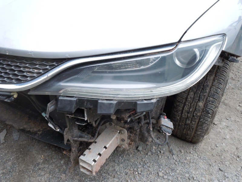 2015-2017 Chrysler 200 Halogen Headlight Driver Left LH Projector