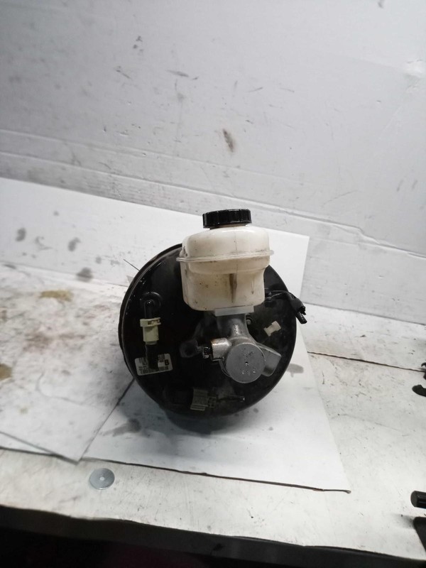 2016 Ford F150 Power Brake Booster OEM Black 5.0L 138K Miles BRB119