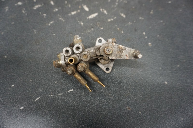 2000 Arctic Cat OEM Oil Injection Pump Ass'y Powder Special 600 EFI