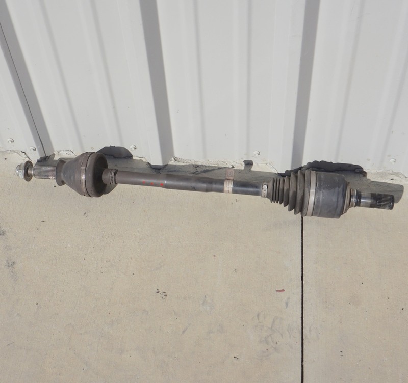 2014 - 2017 Maserati Ghibli Rear Left Side Drive Axle Shaft Drive Shaft
