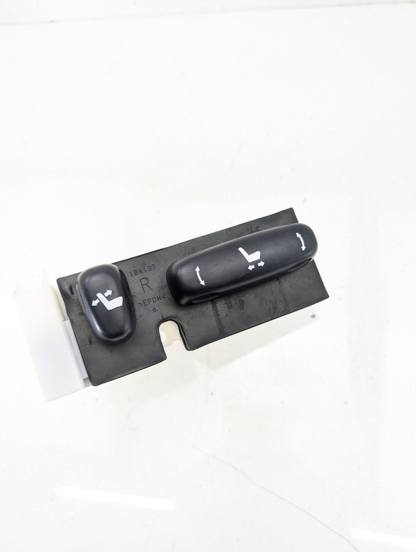 FRONT RIGHT SEAT ADJUSTMENT SWITCH 84070-30030 OEM 2007-11LEXUS GS350 GS450H