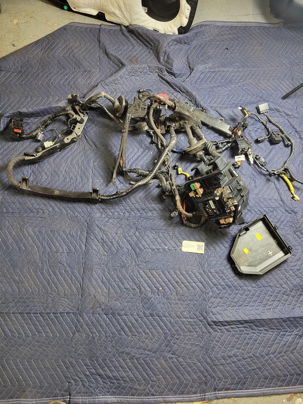 Used Oem Kia Engine Wiring Harness for 2018-2021 Stinger 2.0L RWD