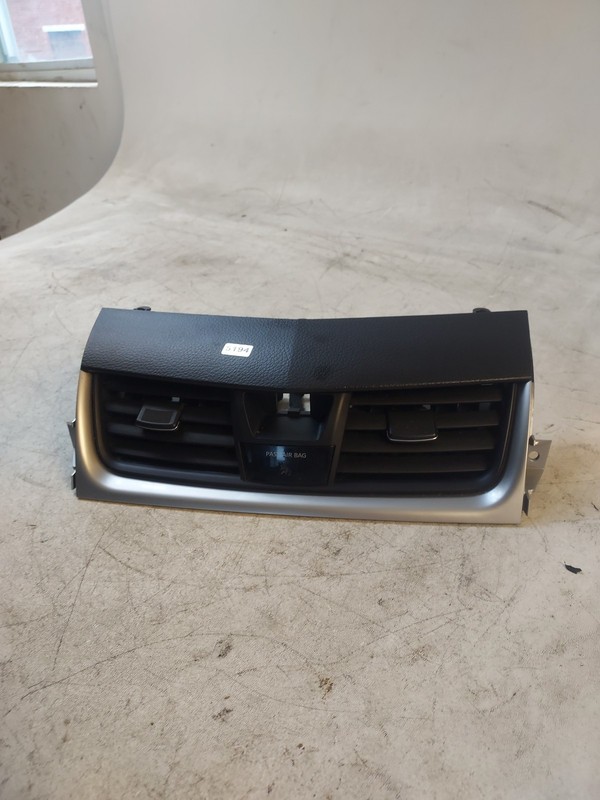 16-2018 Nissan Altima Dash Center A/C Air Vent Grille Trim Panel 68750-9HS0A oem