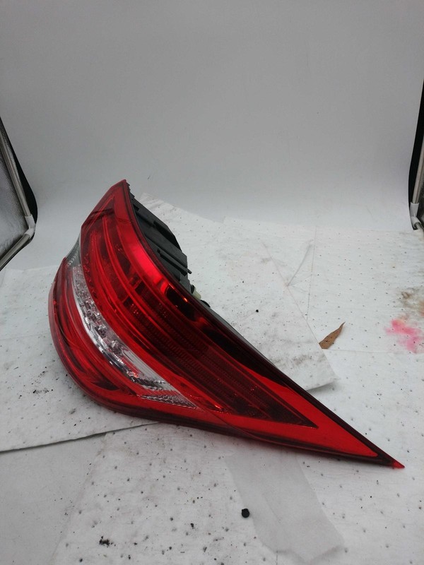 Used Left Tail Light Assembly fits: 2015 Mercedes-benz Mercedes ml-class 166 Typ