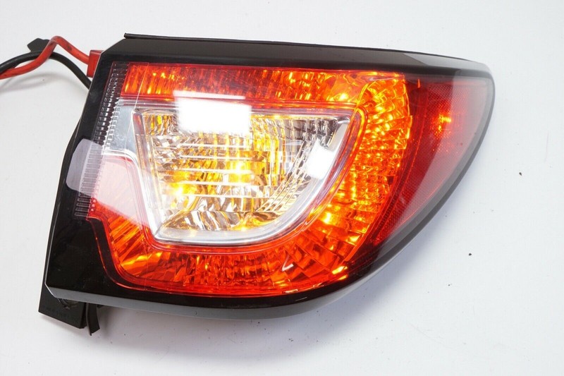 CHEVROLET TRAVERSE Right RH Tail Lamp Tail Light OEM 2013 - 2017 *