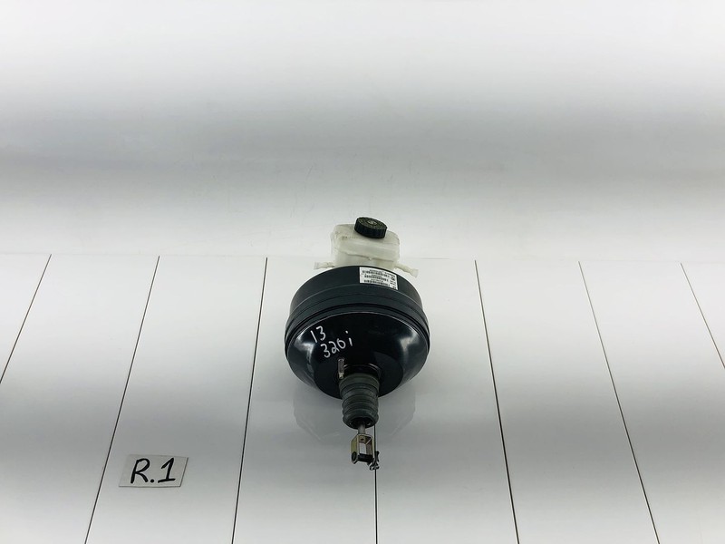 13-18 BMW 320I X-DRIVE POWER BRAKE BOOSTER & MASTER CYLINDER W/ RESERVOIR OEM