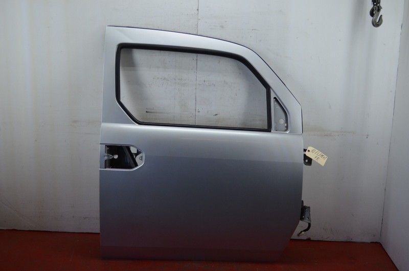 03-11 HONDA ELEMENT FRONT RINGHT PASSENGER SIDE DOOR SHELL SILVER OEM