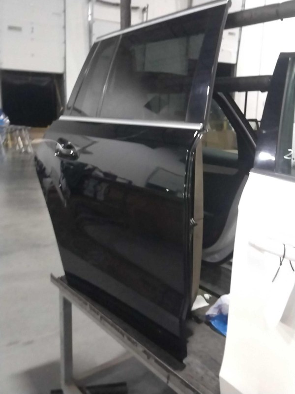 2015 MERCEDES GL-CLASS Black Right Rear Door 107946, 147K Miles, OEM Quality