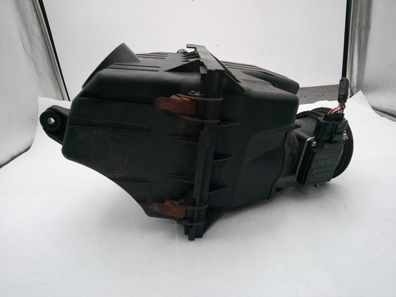 2003 Ford Escape Air Cleaner Assembly OEM 3.0L Black 86K Miles NJ25-27678-704428