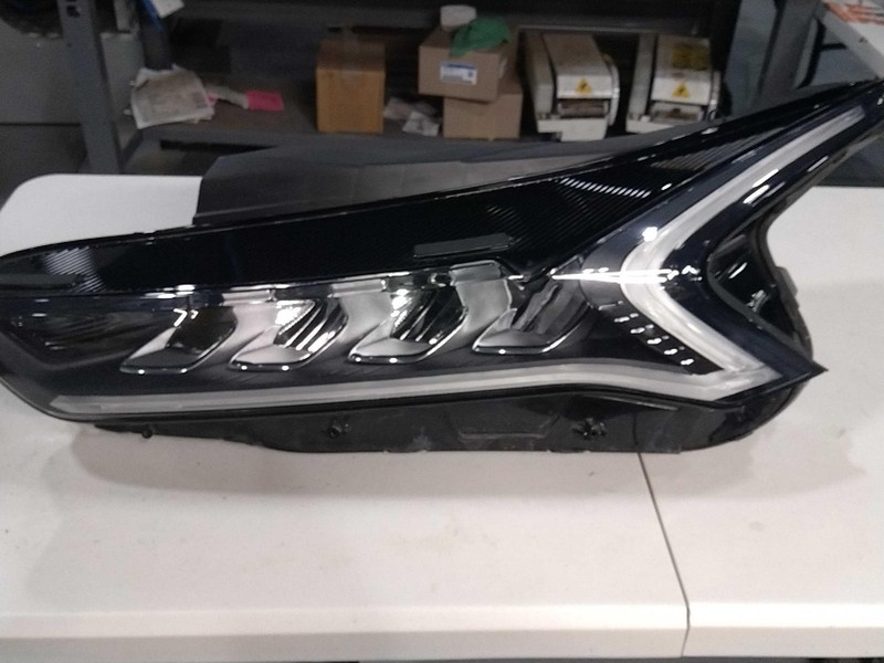 2021 KIA K5 Left Headlight Assembly Silver 718295 44K Miles OEM Quality
