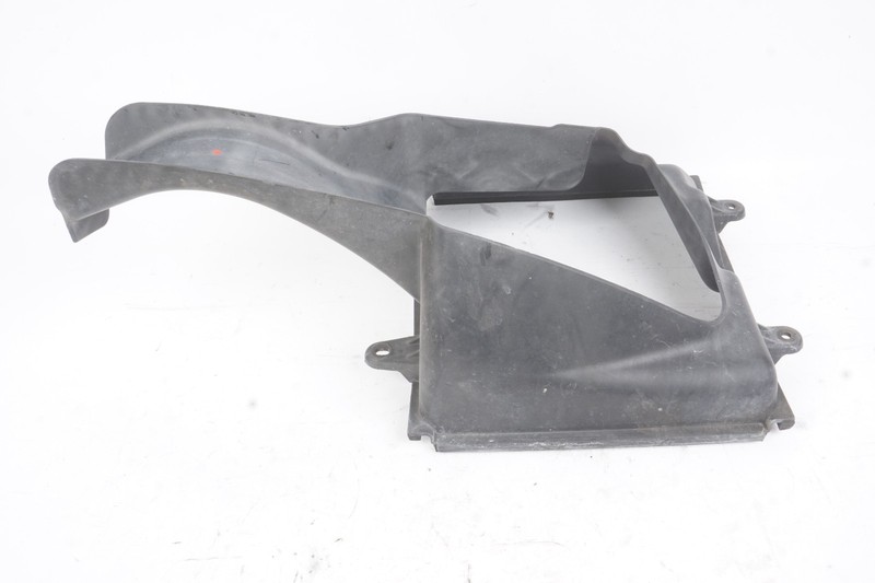 14 - 17 Maserati GHIBLI Front Left Side Intercooler Duct Shroud 670004140 OEM