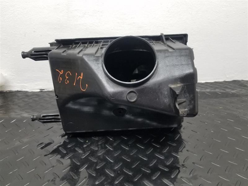 05-07 Ford Escape 3.0L Air Cleaner Box Assembly OEM 5L8Z9600BA