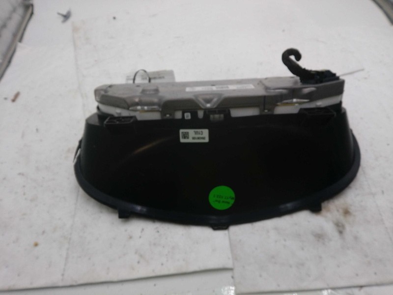 2017 Cadillac XT5 Speedometer Gauge Black OEM 84183509 82K Miles
