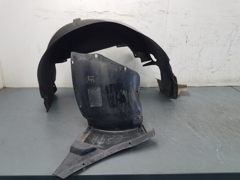 2001 Chevy Corvette C5 Z06 Wheel Well Fender Liners Partial - Damage #9094 E4