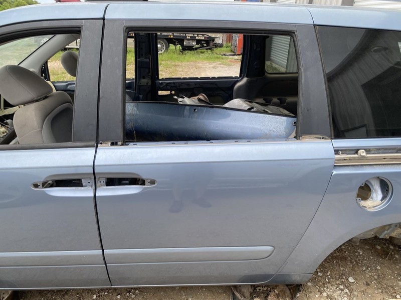 Left Driver Side Rear Door Shell Fits 2006-2012 Kia Sedona 61029 *NO SHIPPING*