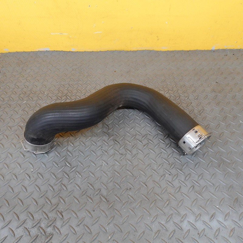 2021-2024 BUICK ENVISION AIR COOLER OUTLET AIR HOSE OEM 84639791