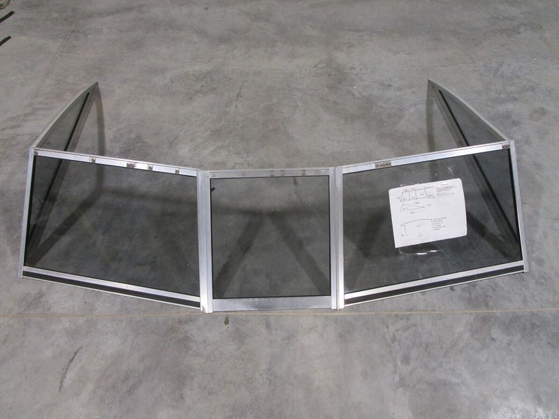 1988 Sea Sprite 17' Boat Walk Through Windshield Window Glass 76.75" Wide