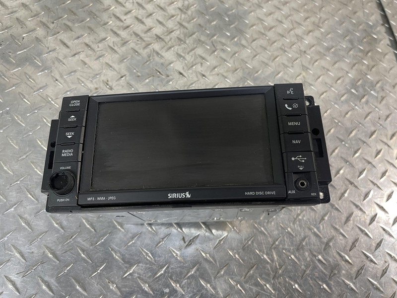 08-09 JEEP COMMANDER OEM MYGIG RER GPS SAT HDD NAVIGATION RADIO MAY NEED DEALER