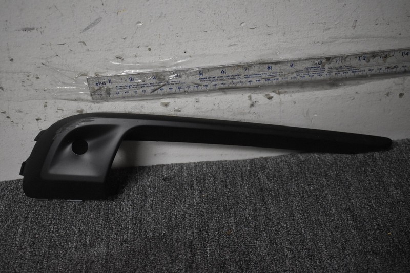 2019-2020 PORSCHE CAYENNE TURBO UPPER MOLDING FACTORY OEM