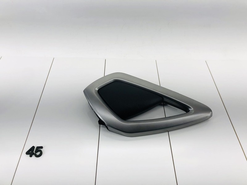 12-17 HYUNDAI VELOSTER FRONT RIGHT SIDE FLOOR CENTER CONSOLE TRIM COVER OEM