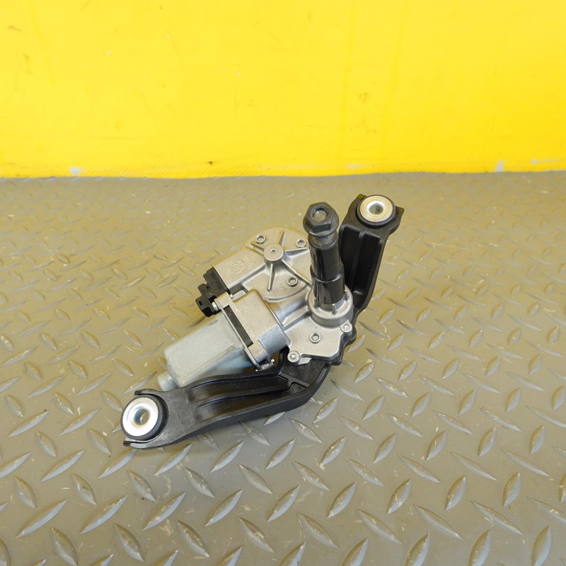 2018-2023 CHEVROLET BOLT EV REAR WINDOW WIPER MOTOR OEM 42646736