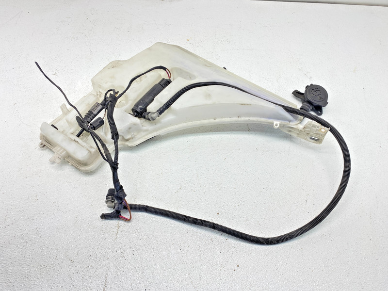 BMW F22 F30 F32 F36 3/4 Series Windshield Wiper Washer Fluid Tank Reservoir OEM✅