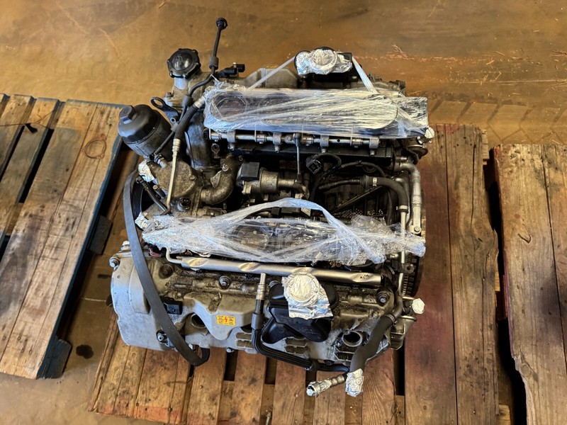 2008-2013 BMW M3 E90 E92 E93 S65 4.0L V8 ENGINE MOTOR *DAMAGED* *READ DESCRIPT*