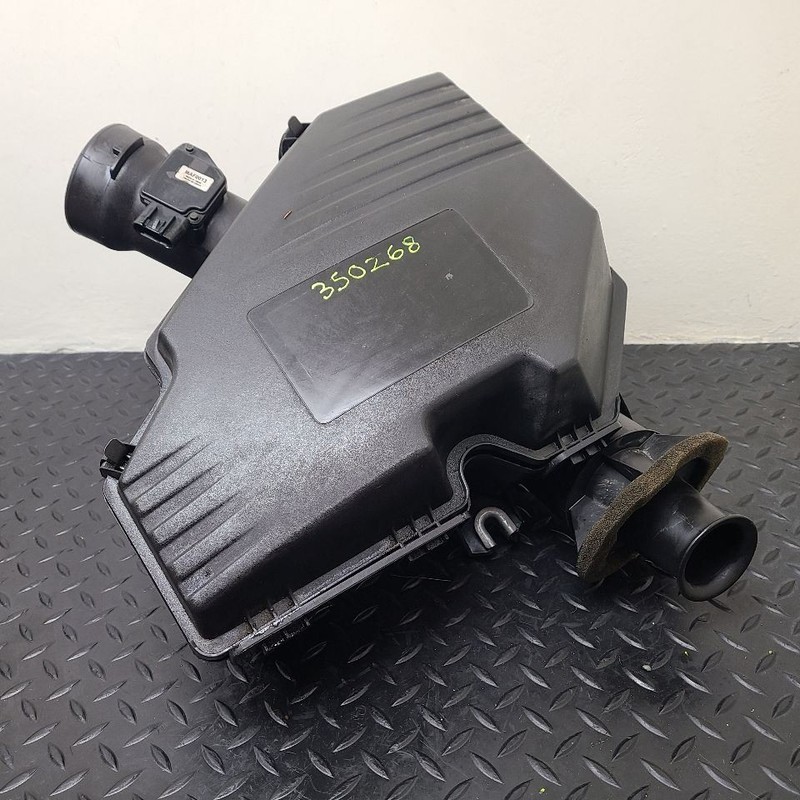 04-06 Chevrolet Colorado Air Cleaner Box OEM 8151236270
