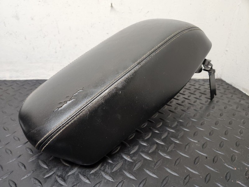 14 Jeep Cherokee Floor Console Armrest Only Leather Black OEM 1WZ791X9AA