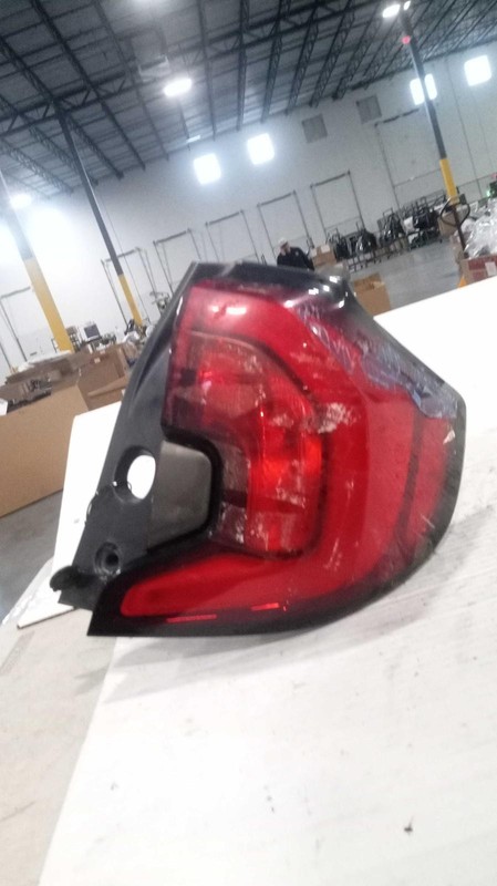 2019 GMC Terrain Right Tail Light Assembly Grey OEM 700201 98K Miles