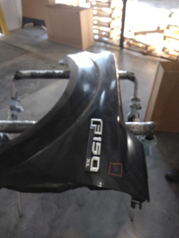 2015 Ford F150 Pickup Left Fender Black Small Dent 31601 NJ25-23144-587184