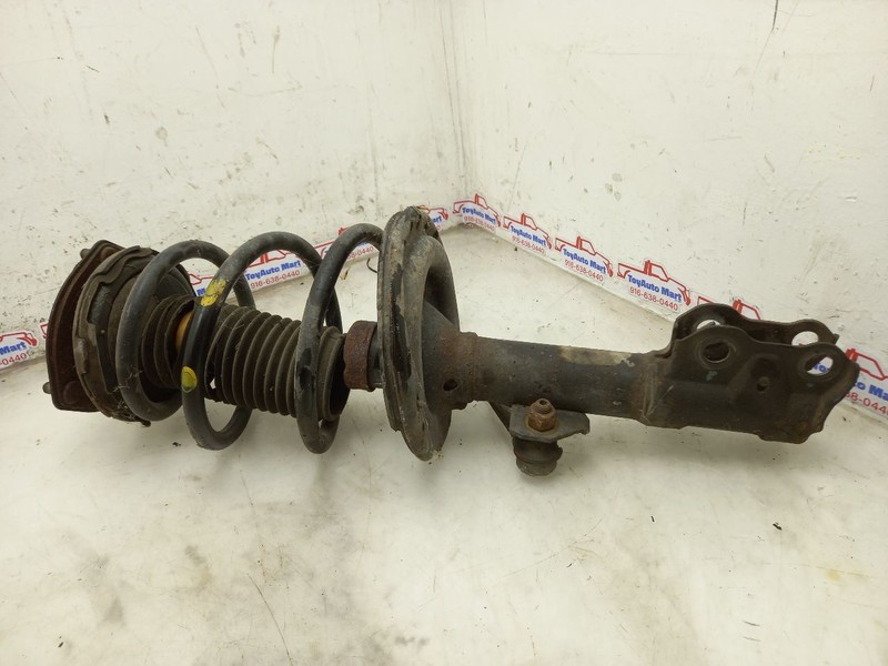 12-17 TOYOTA CAMRY LE HYBRID FRONT PASSENGER RIGHT STRUT VIN D 5TH DIGIT