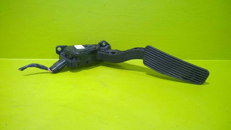 07 08 09 10 11 12 13 14 15 16 GRAND CARAVAN GAS ACCELERATOR PEDAL OEM 3217-4