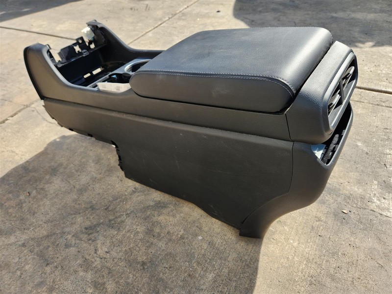 2023-2024 Honda Pilot Center Floor Console Box 83411-T90-A13za Black Touring