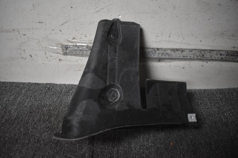 2012-2019 PORSCHE 911 CARRERA SPLASH GUARD RIGHT SIDE FACTORY OEM