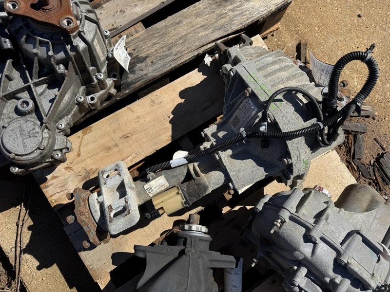 2014-2019 SILVERADO SIERRA 1500 4X4 FRONT CARRIER DIFFERENTIAL 3.42 RATIO GU6